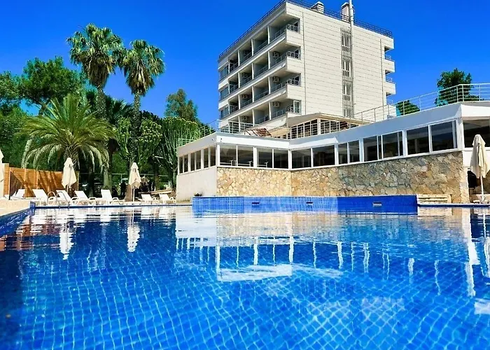 The Nix Hotel 4*