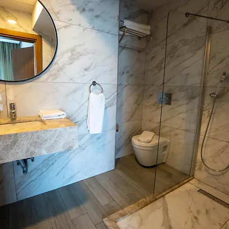 The Nix Hotel 4*